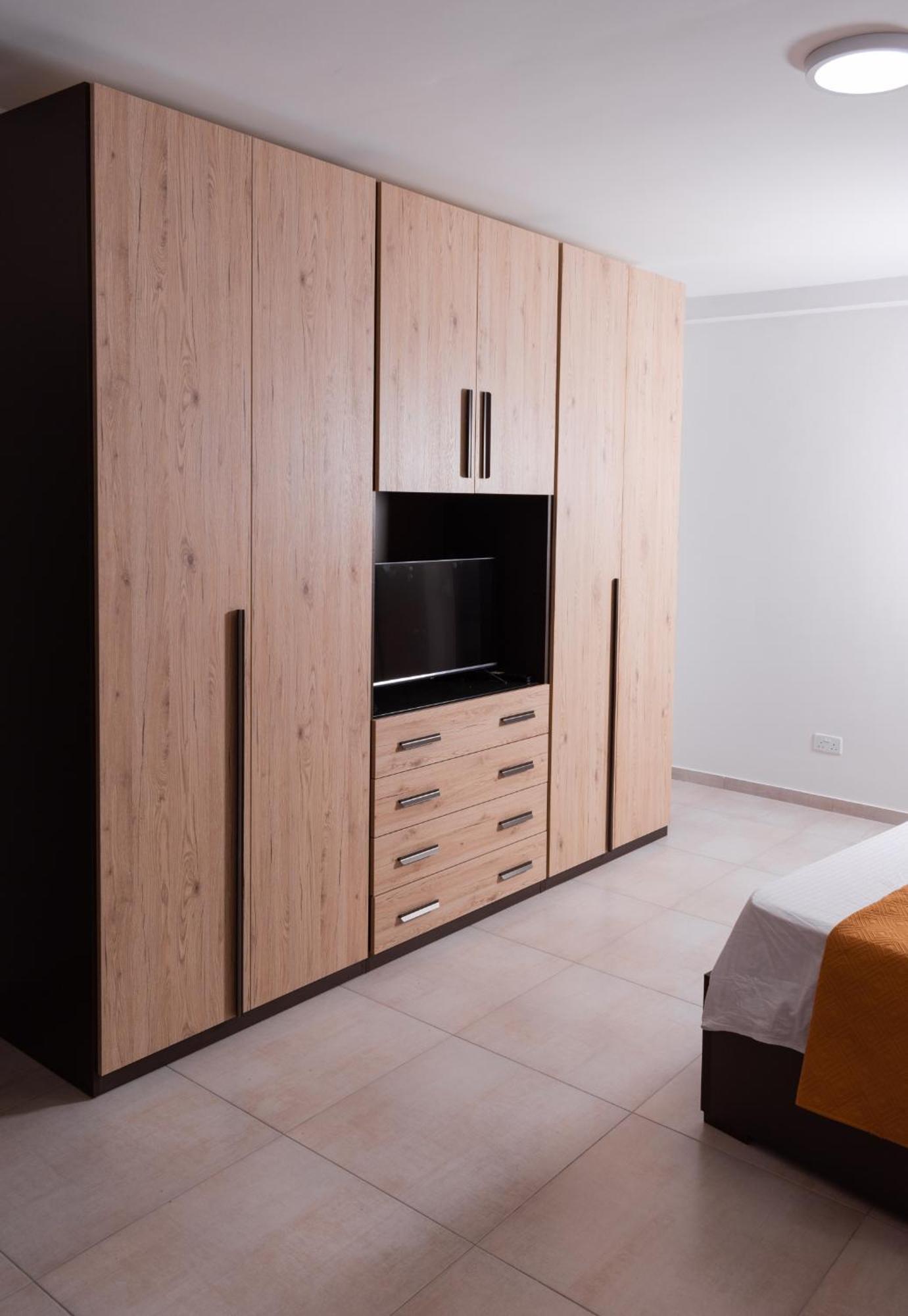 Apartment Azure Four